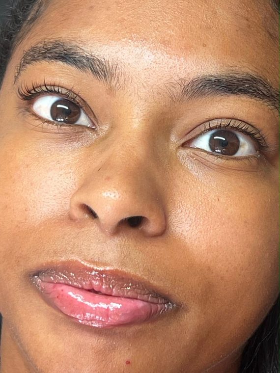 Lash lifting